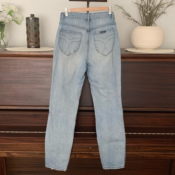 Rolla's Dusters High-Rise Relaxed Light-Wash Jean, Size 27 - Picture 6 of 12